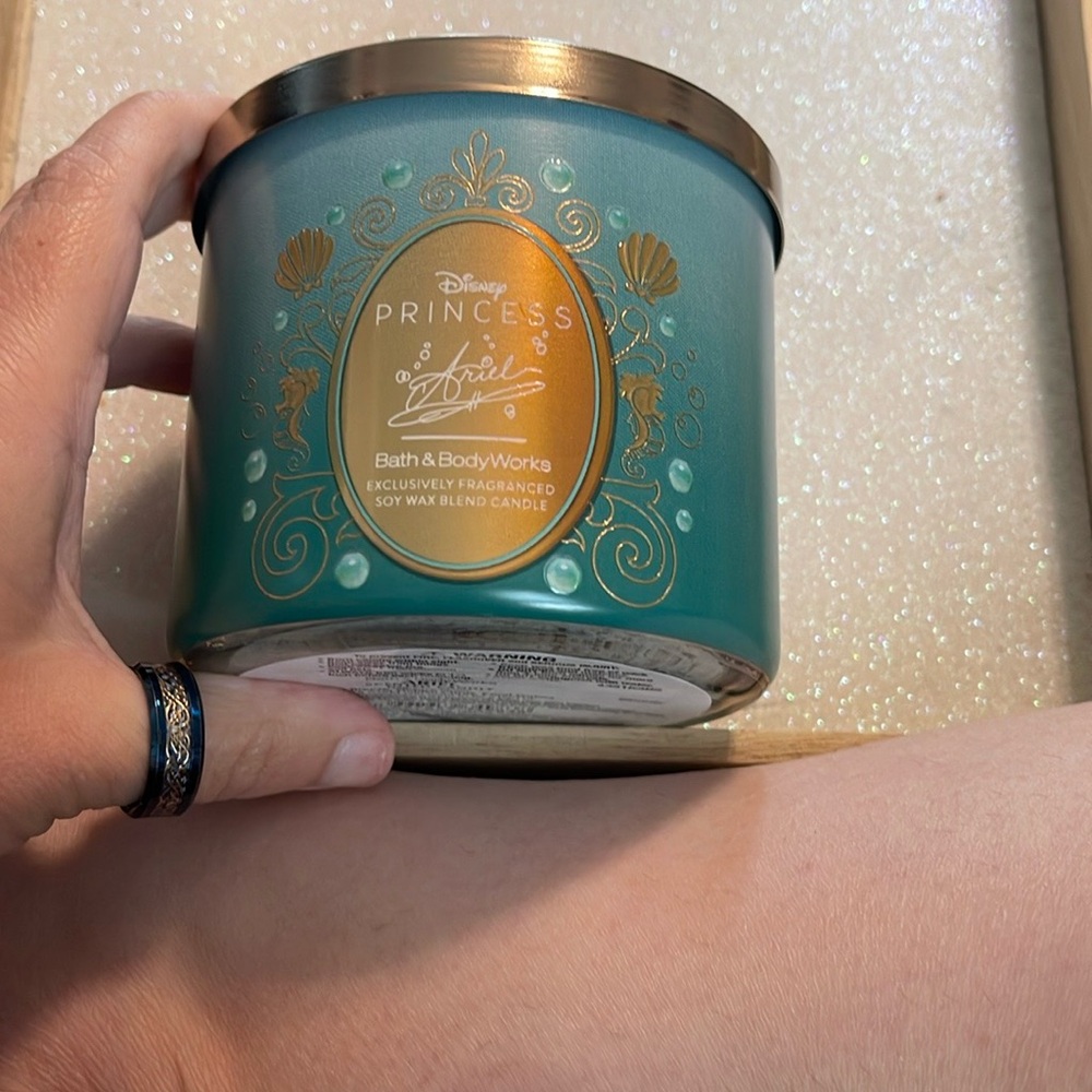 Bath & Body Works Ariel Candle - Teal and Gold